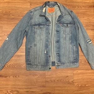 Levi’s distressed denim jean jacket